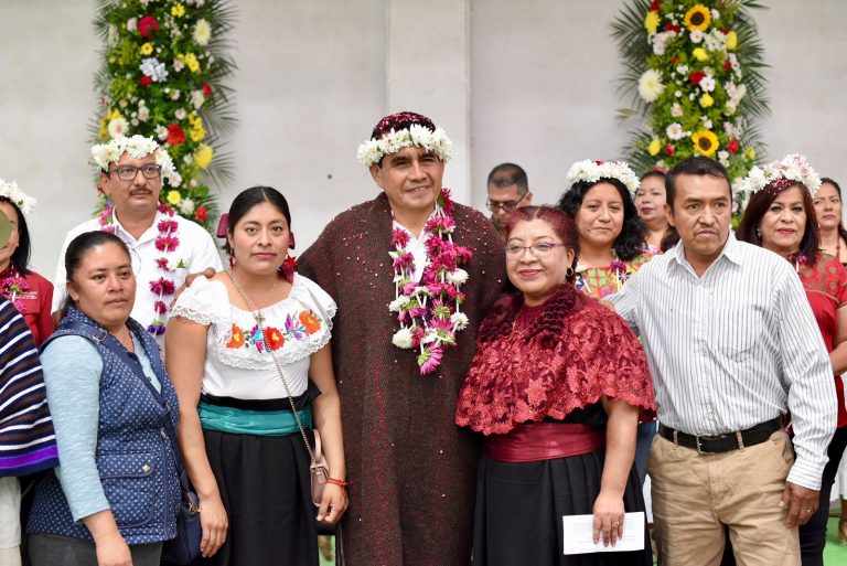 Se reúne diputado Esteban Bautista con munícipes electos de las Altas Montañas