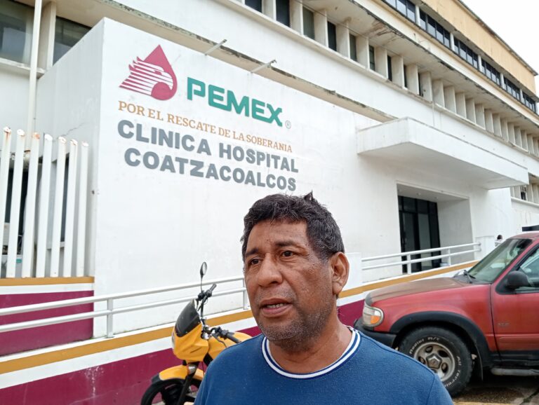 Falta de ambulancias en Coatzacoalcos, pone en riesgo la vida de la señora Micaela