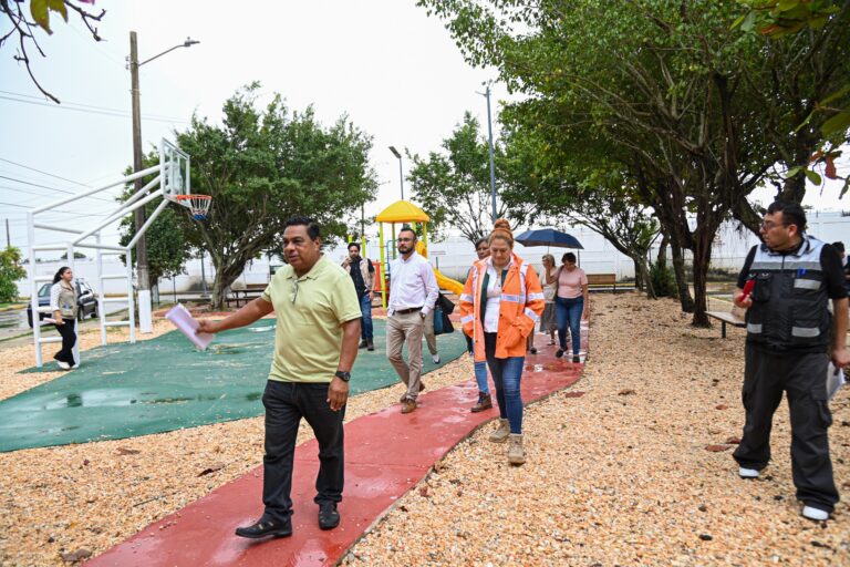 Entregan obras comunitarias en la colonia Primero de Mayo que benefician a más de 200 familias