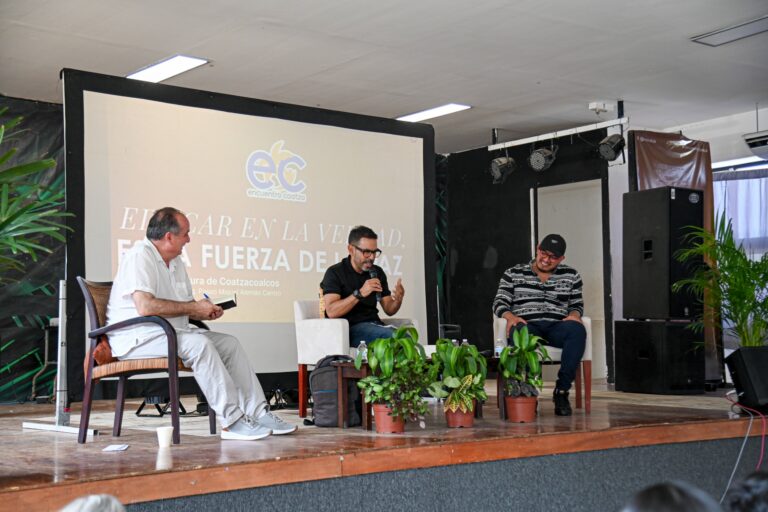 Impulsan en Coatzacoalcos espacios de diálogo y reflexión sobre la educación y la paz