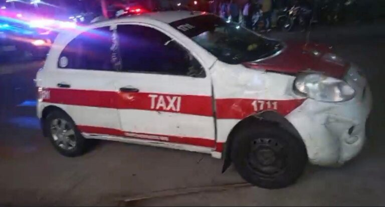 Taxista atropella a motociclista en Coatzacoalcos