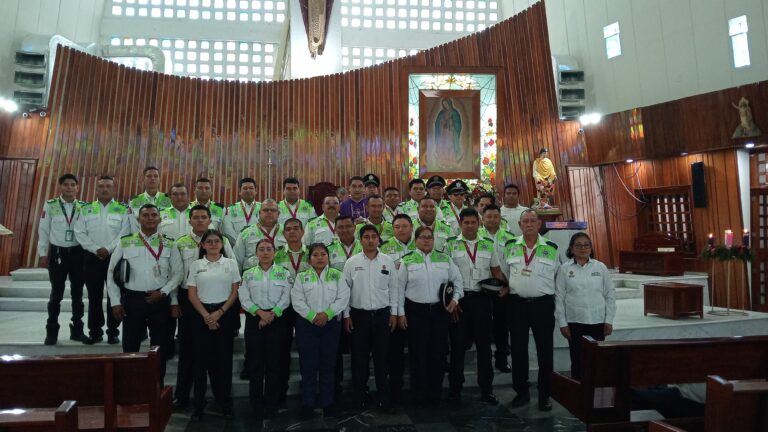 Agentes de Tránsito de Coatzacoalcos celebran su día con fe y compromiso social