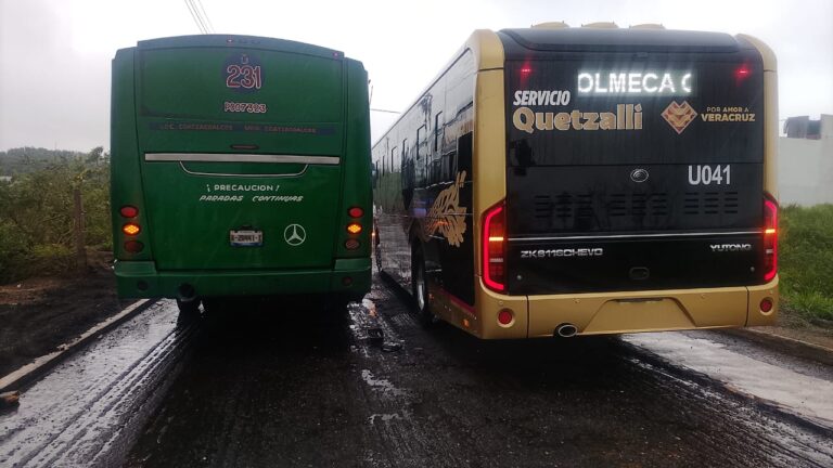 Colisión entre Quetzalli y Quetzalcóatl en Lomas de Barrillas; solo se reportan daños materiales