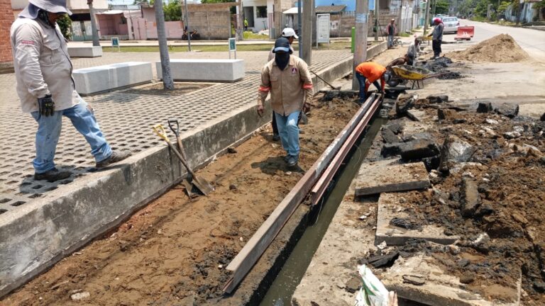 Impulsa Pedro Miguel Rosaldo transformación de colonias con obras y servicios integrales