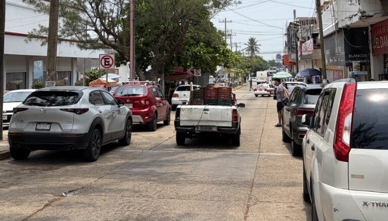 Propone CANACO habilitar terrenos en el centro de Coatzacoalcos para mitigar saturación vehicular