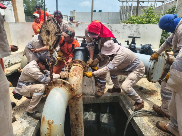 Gobierno del Estado impulsará la rehabilitación del sistema de drenaje en Coatzacoalcos con obras estratégicas