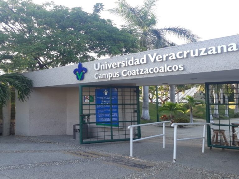 La Universidad Veracruzana asigna más de 2,700 espacios en la región Coatzacoalcos-Minatitlán
