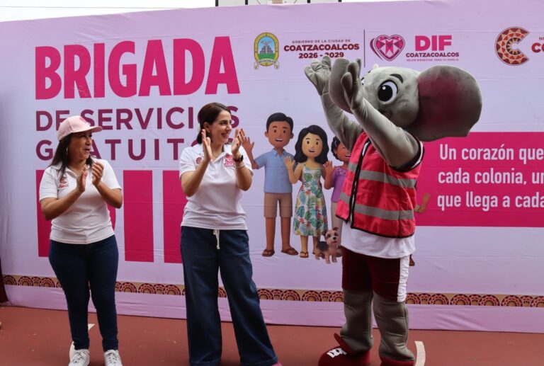 Acerca Brigada de Servicios Gratuitos salud y bienestar a la colonia Olmeca