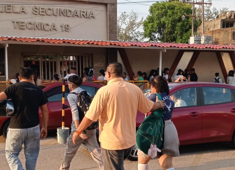 Detectan bajo rendimiento en examen de admisión de la Secundaria Técnica 19; urgen a revisar planes de estudio