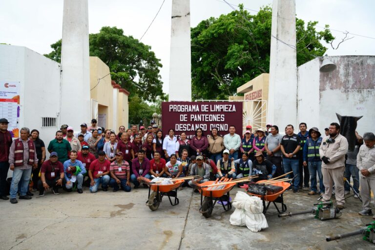Arranca en Coatzacoalcos el programa “Descanso Digno; Espacios Limpios, Recuerdos Vivos”